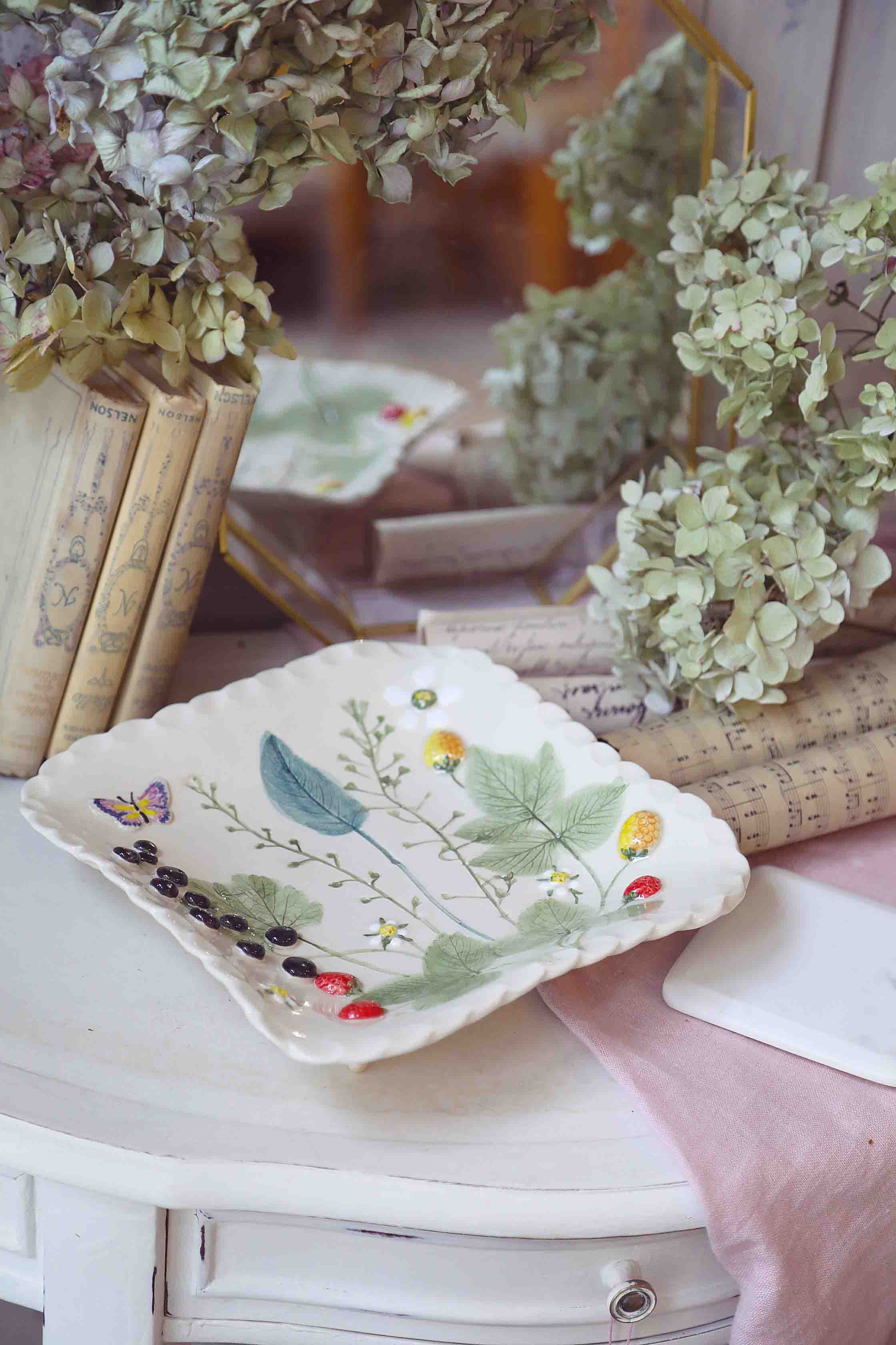 Indas lėkštė Uogų Sodas